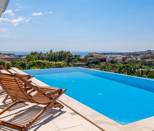 villa for rent seventh heaven in podstrana-luxury croatia retrets (1)
