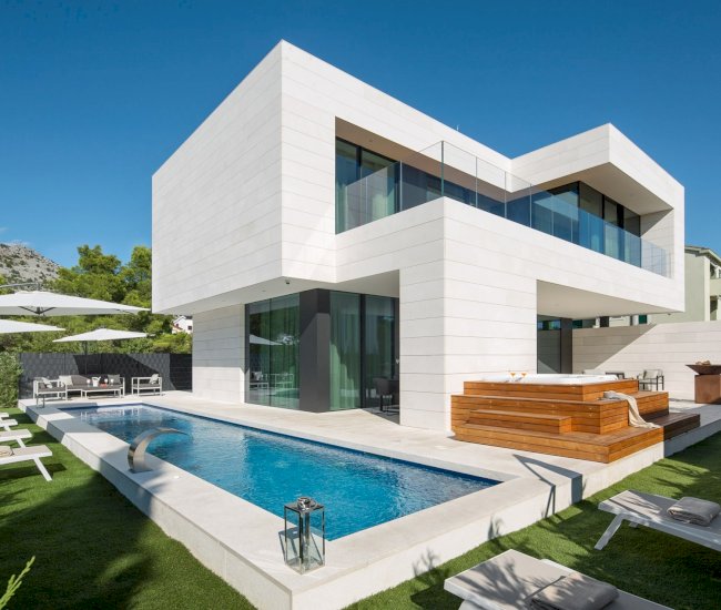 Villa Calma near the sea for rent with pool (1)
