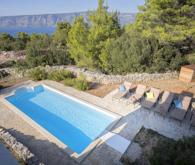 Hvaretta villas Medium Luxury Croatia Retreats (110)