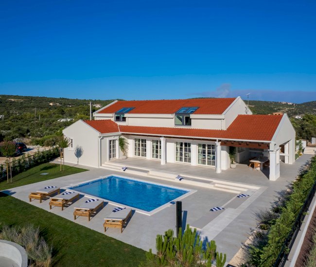 Cypress Estate for rent- Luxury Croatia Retreats (81)