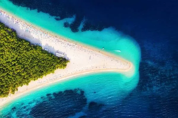 brac-luxury-croatia-retreats-villa-destination